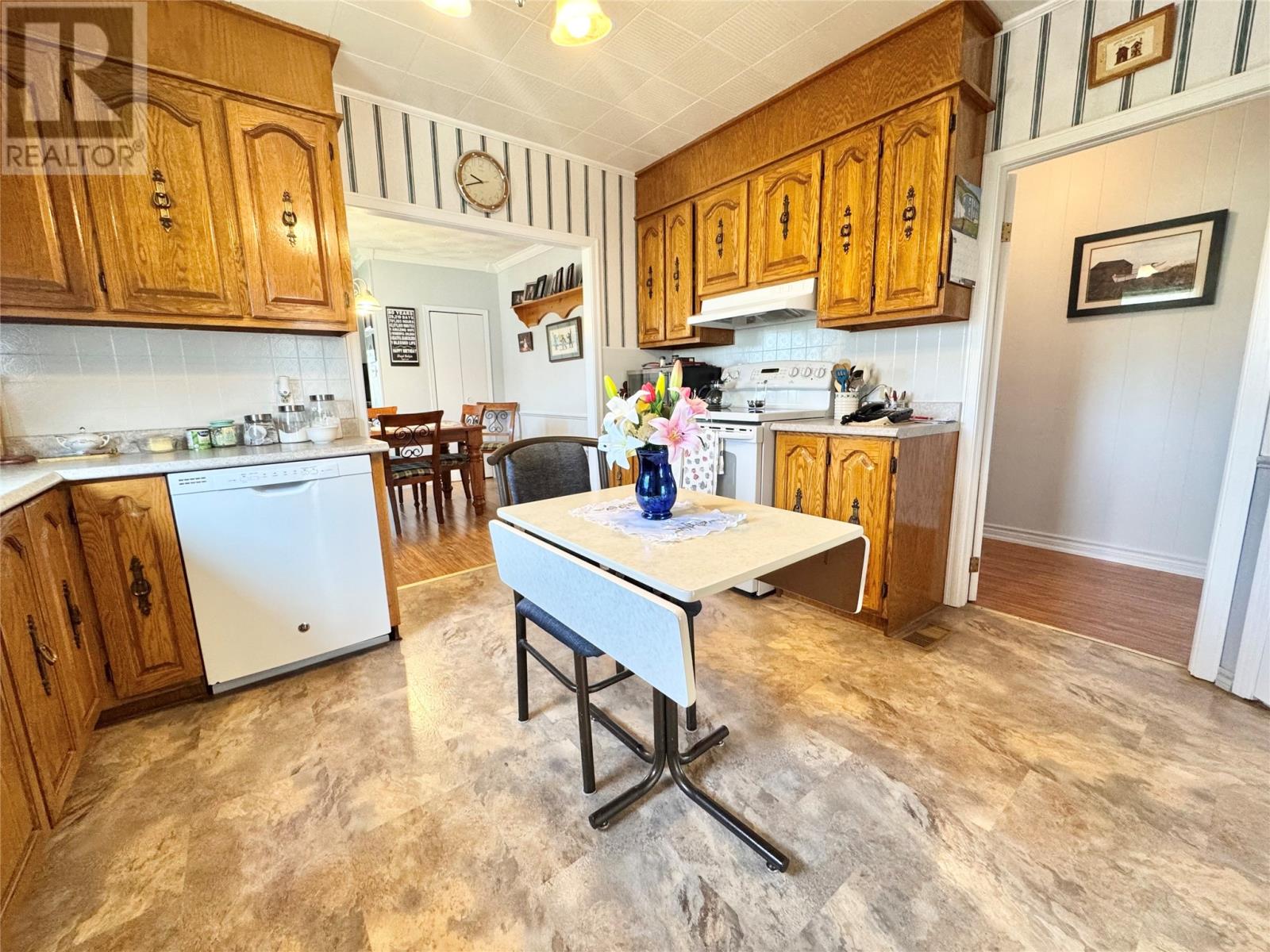 13 Long Road Property Photo 8