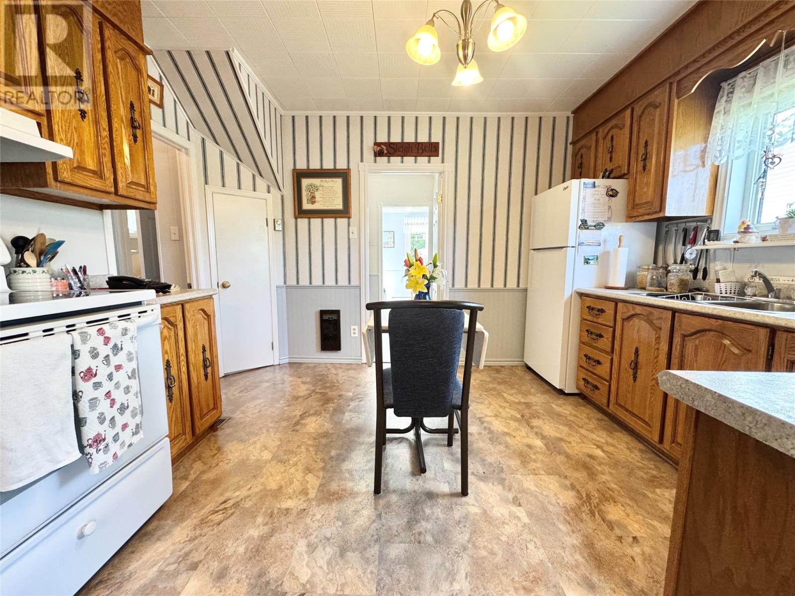 13 Long Road Property Photo 10
