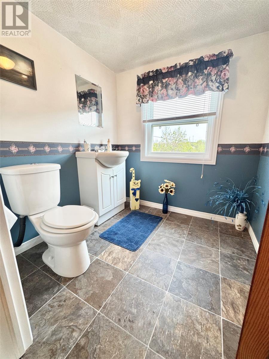 13 Long Road Property Photo 35