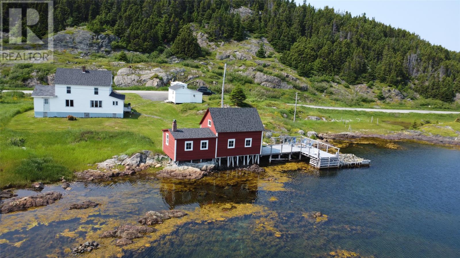 18 Salt Harbour Road Property Photo 1
