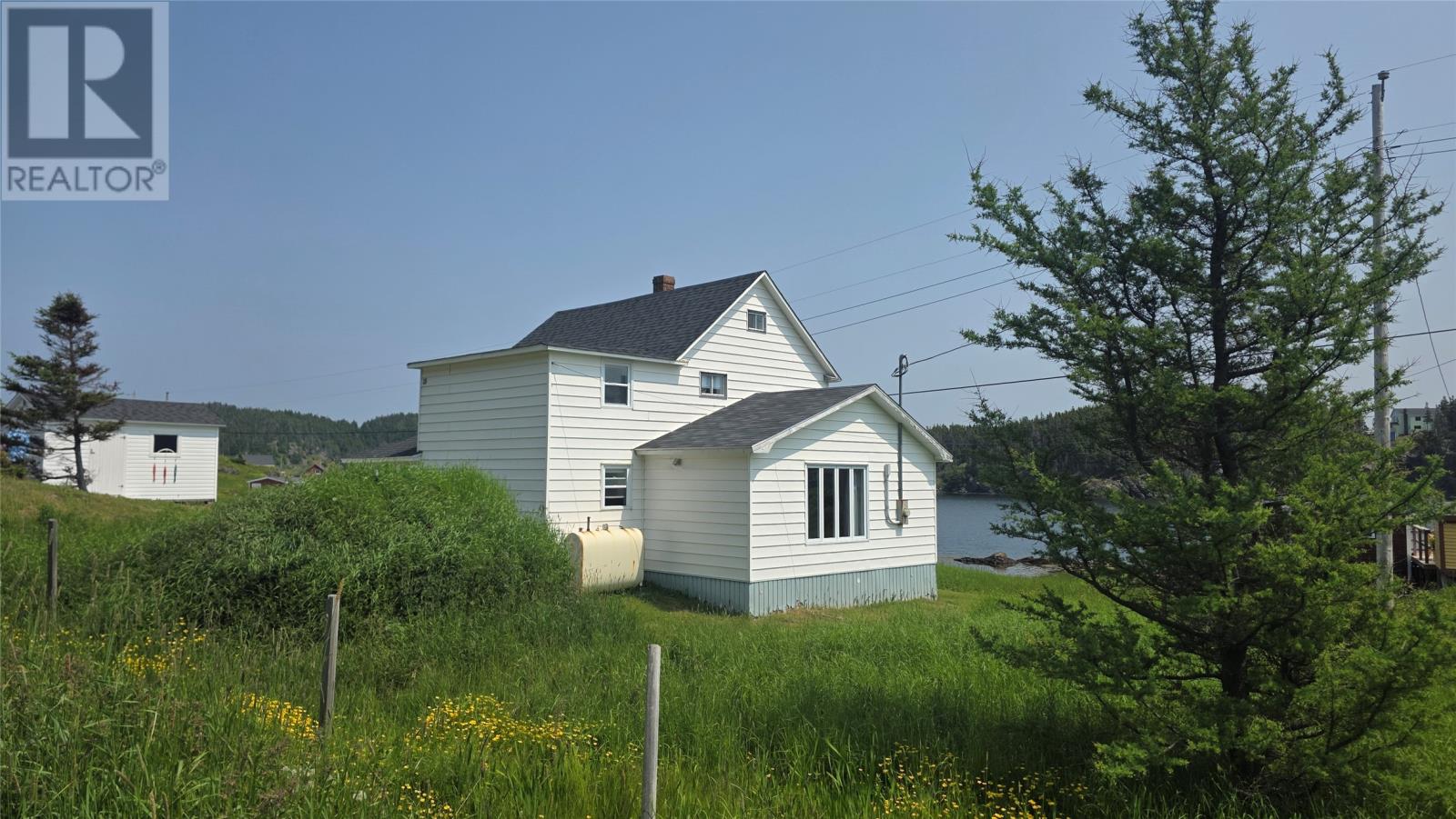 18 Salt Harbour Road Property Photo 3