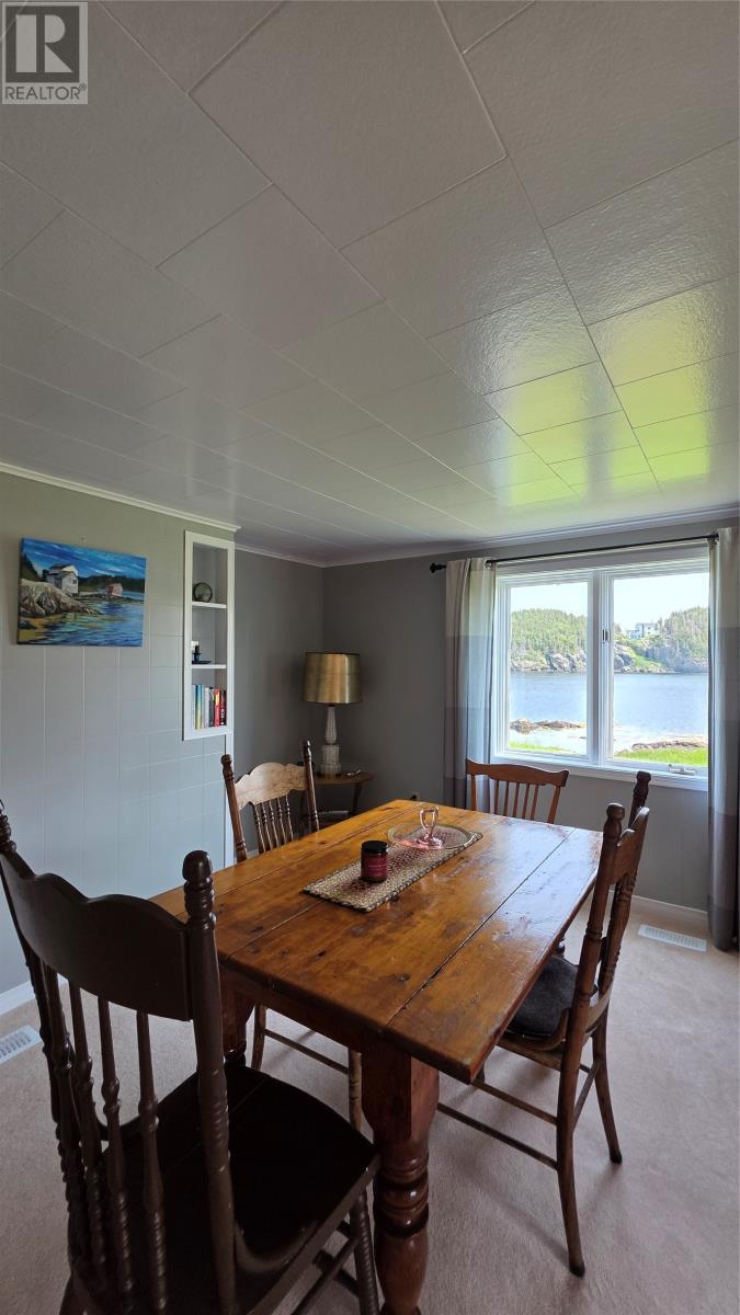 18 Salt Harbour Road Property Photo 15