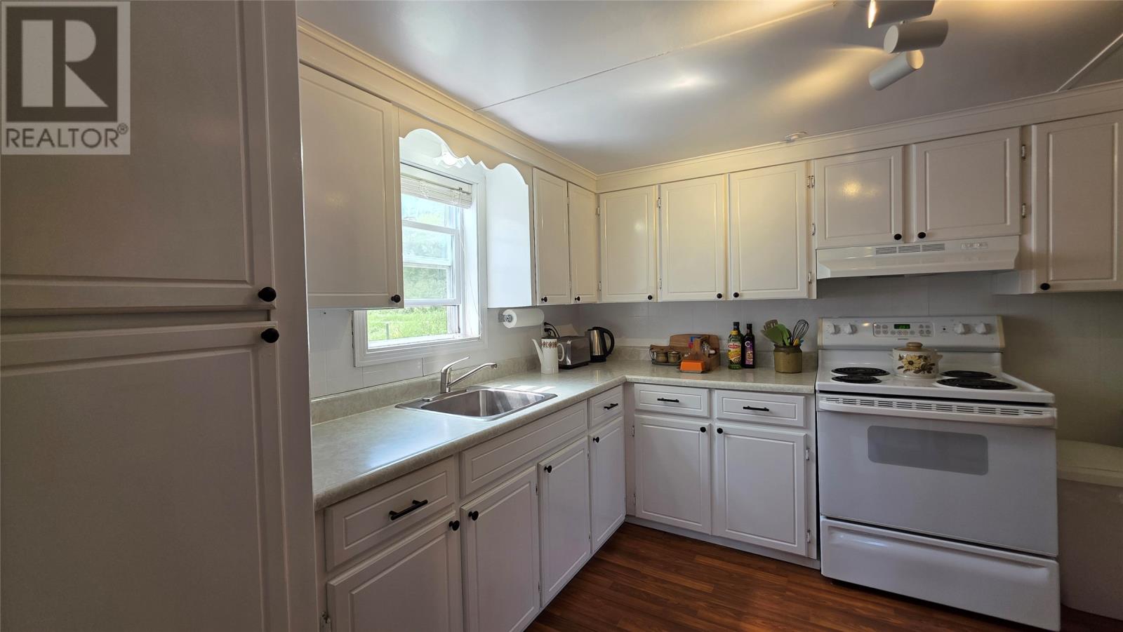 18 Salt Harbour Road Property Photo 22