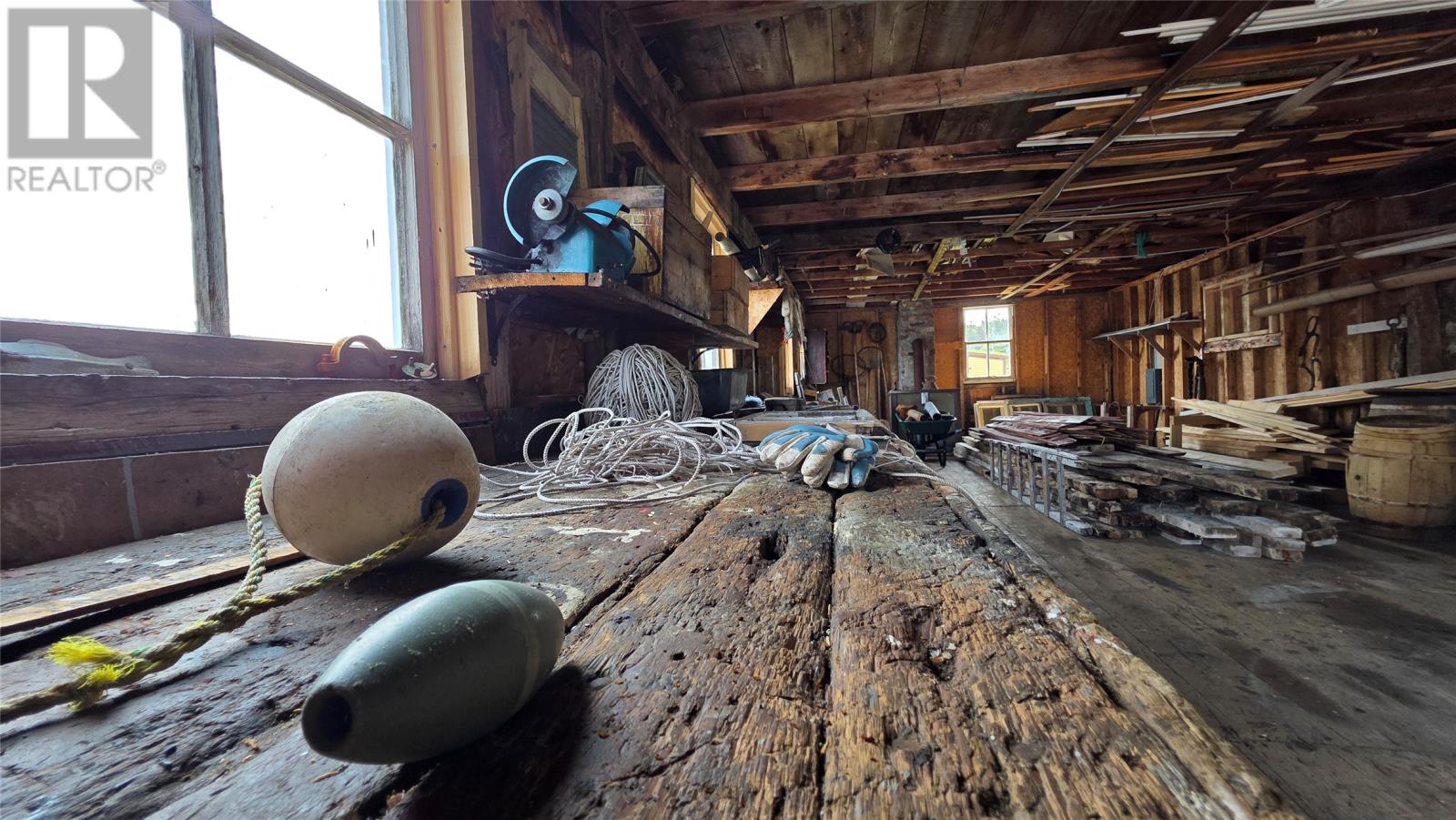 18 Salt Harbour Road Property Photo 45