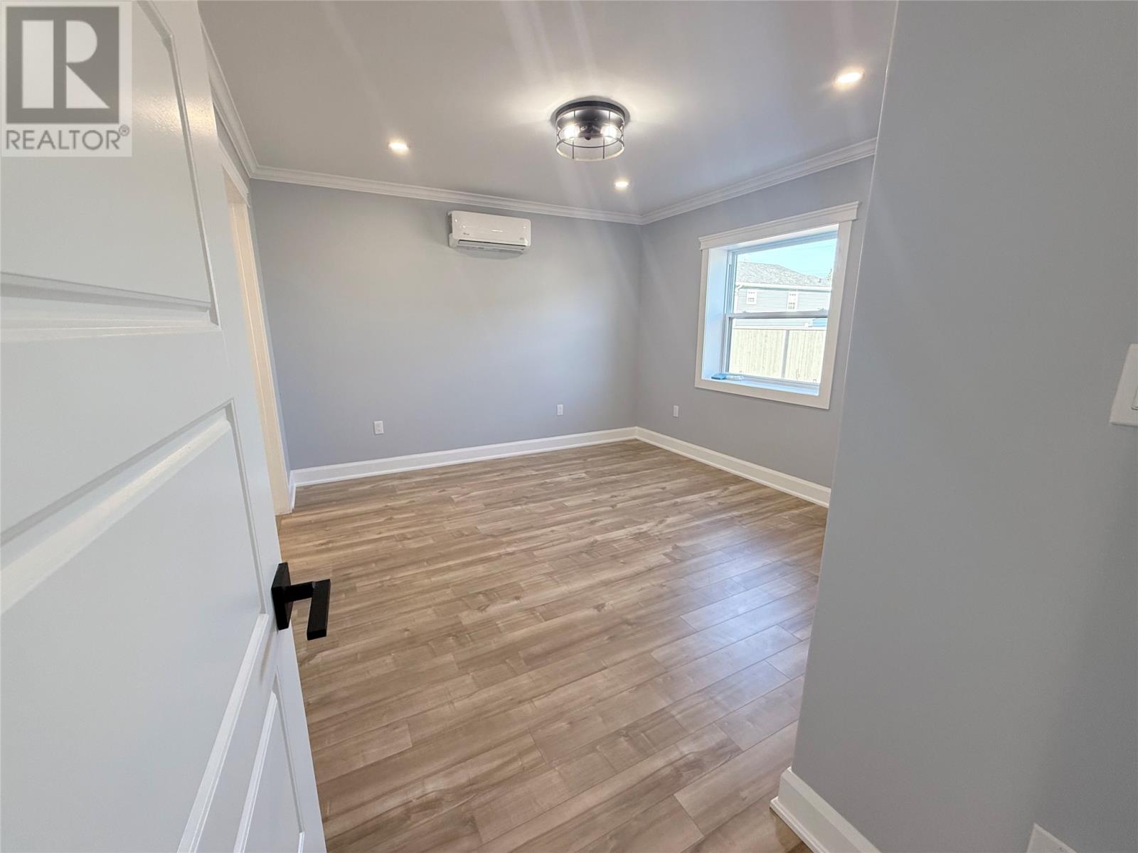 46 Grace Avenue Property Photo 14