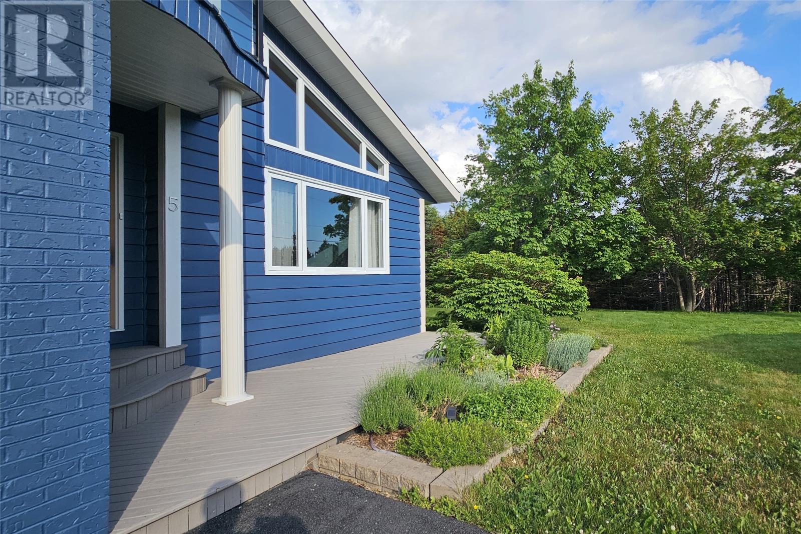 5 Point Road Property Photo 4