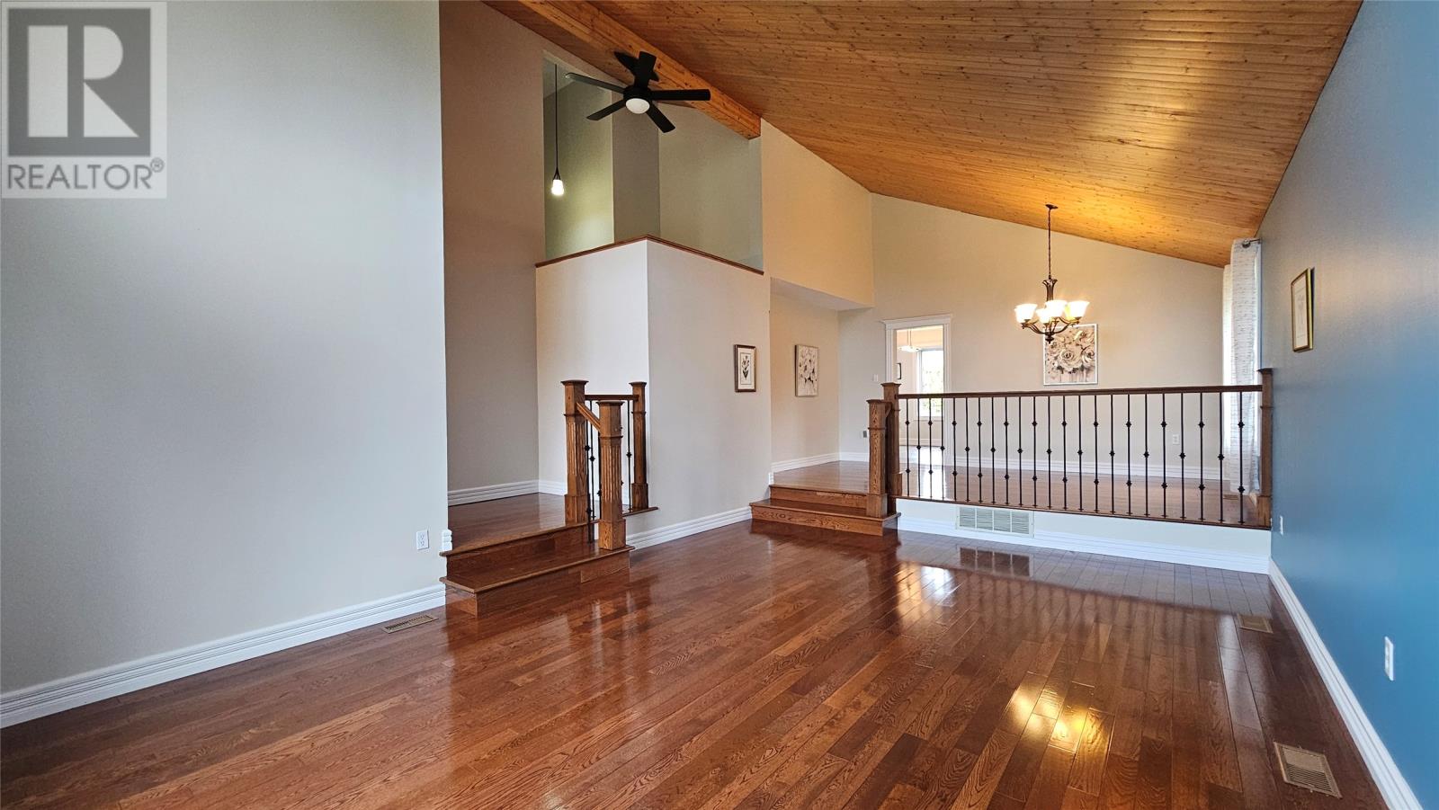 5 Point Road Property Photo 23
