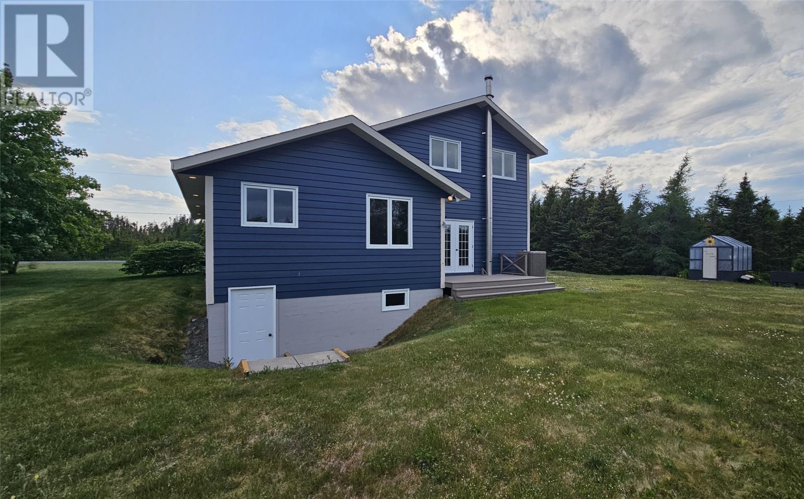 5 Point Road Property Photo 46