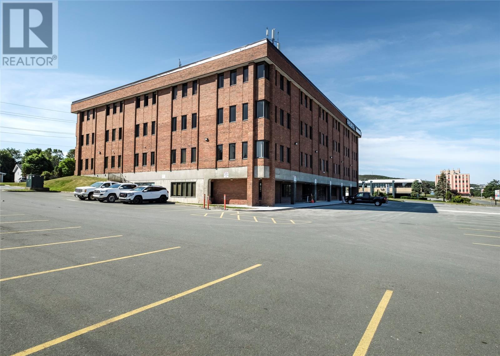 136 Crosbie Road Unit#suite 206 Property Photo 7