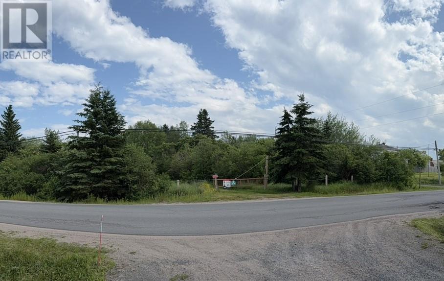 186 Goose Bay Drive Property Photo 10