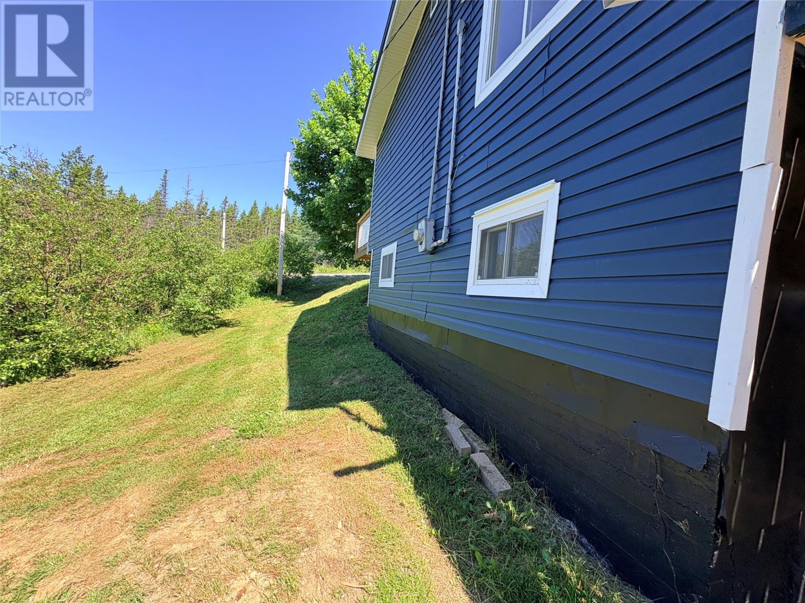 1364 Smith Sound Road Property Photo 6