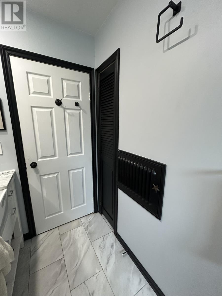 1364 Smith Sound Road Property Photo 26