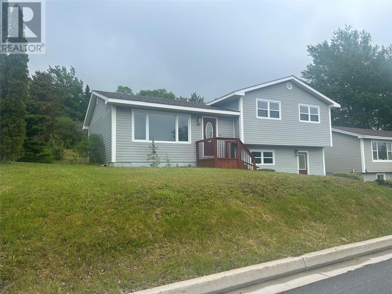 9 Valleyview Heights Property Photo 2