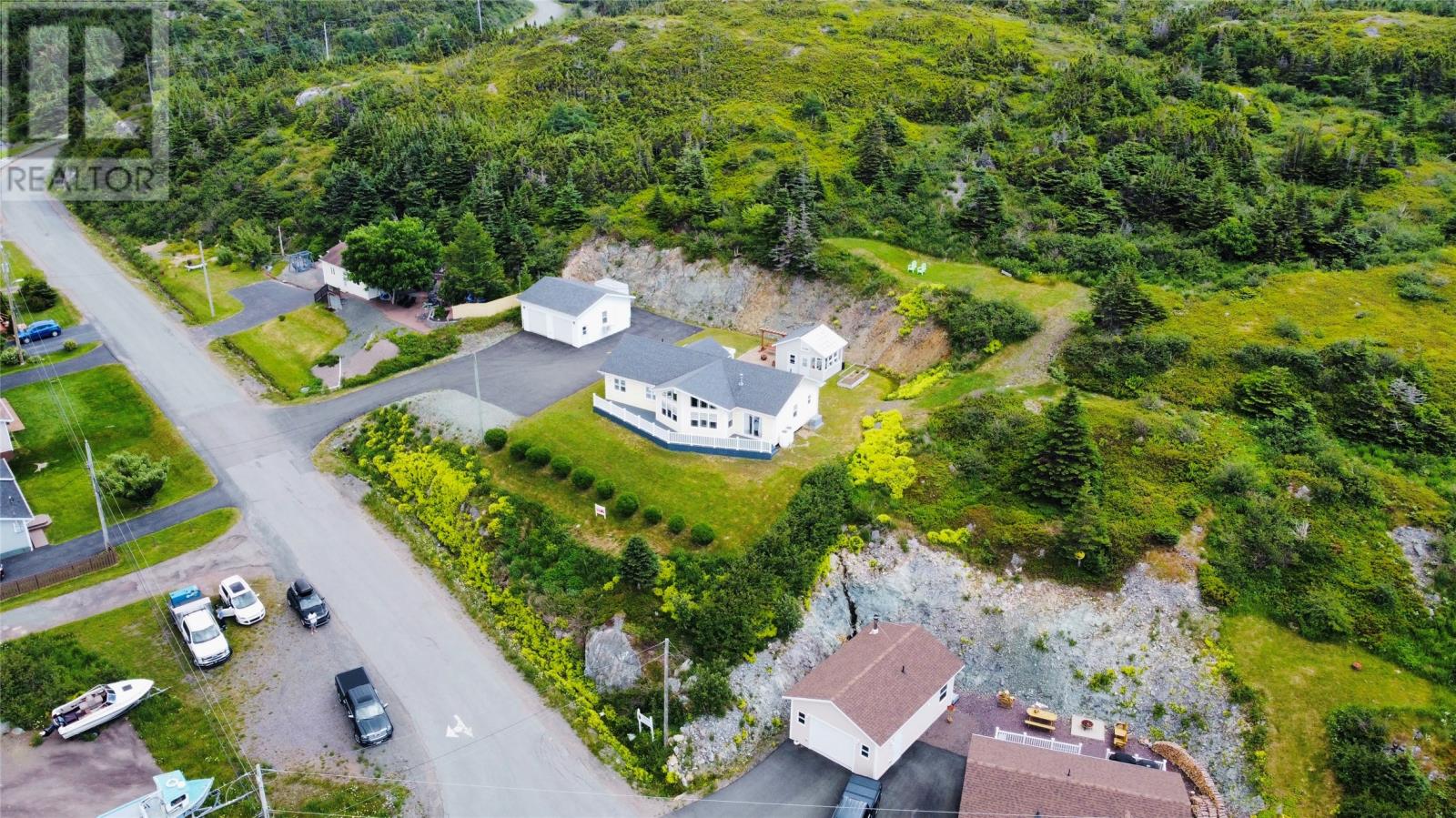 3 Burin Bay Crescent Property Photo 4