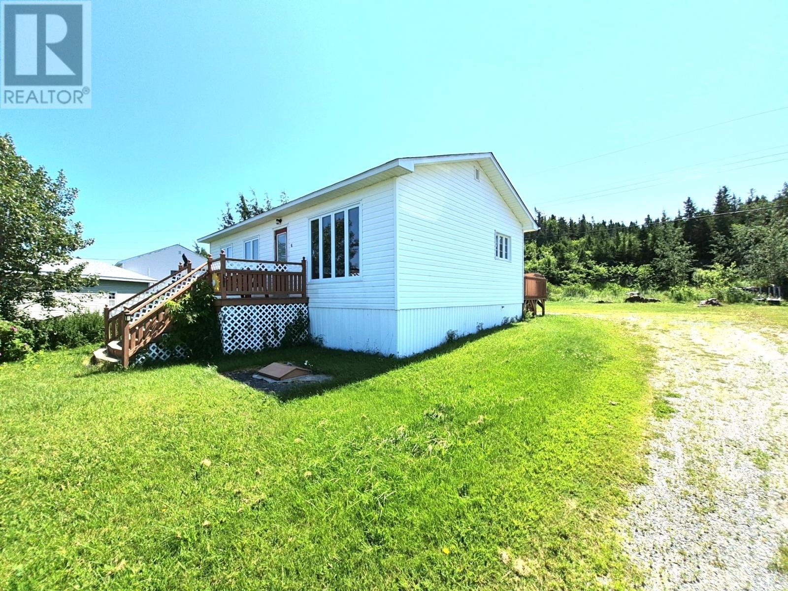 6 Harbour Side Road Property Photo 1