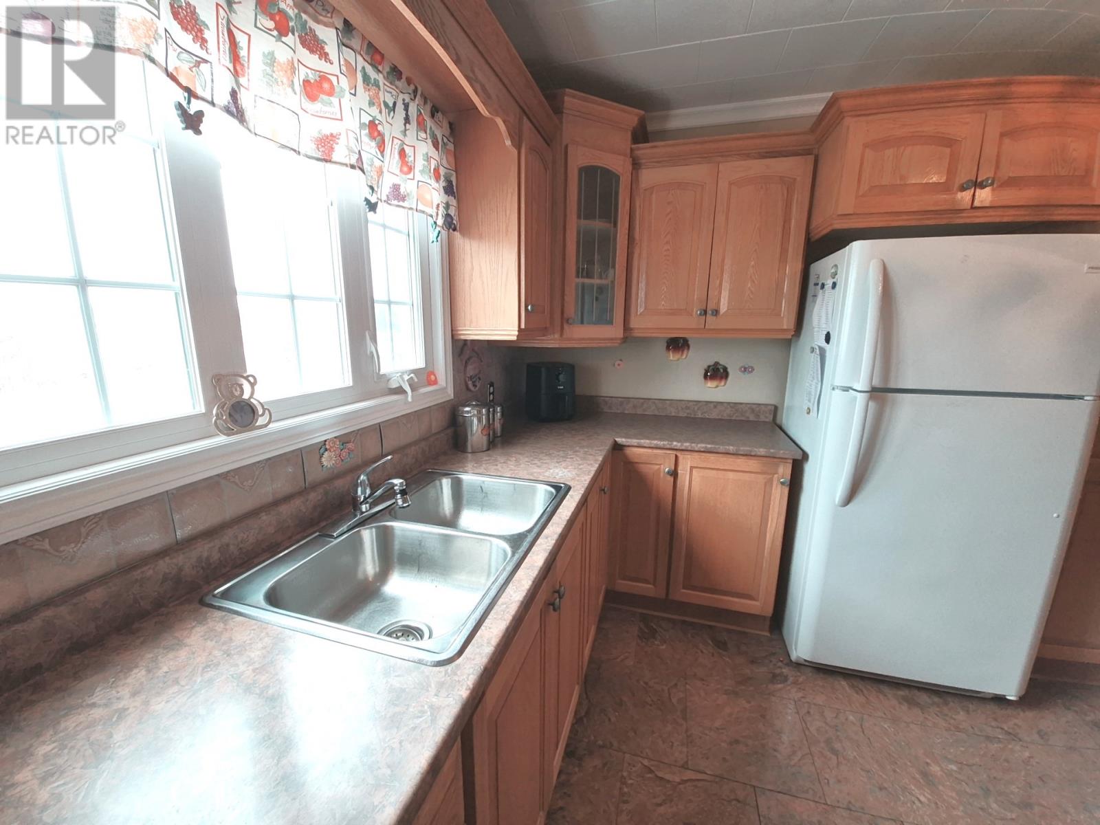6 Harbour Side Road Property Photo 15