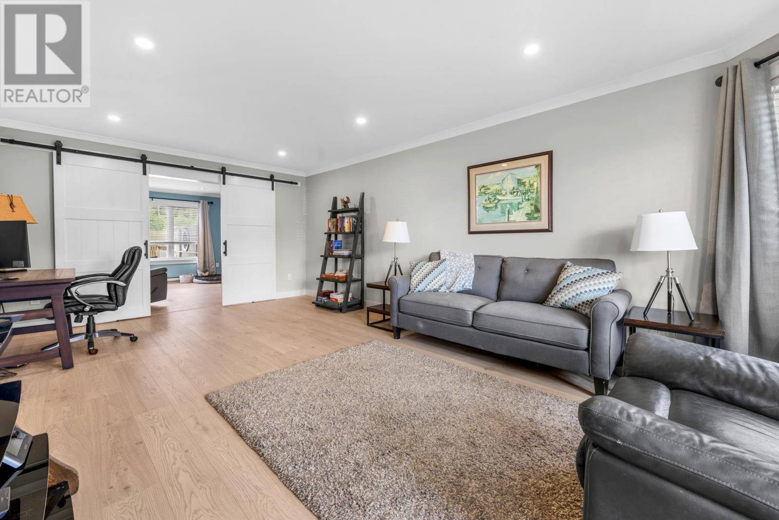 121 Cheeseman Drive Property Photo 17