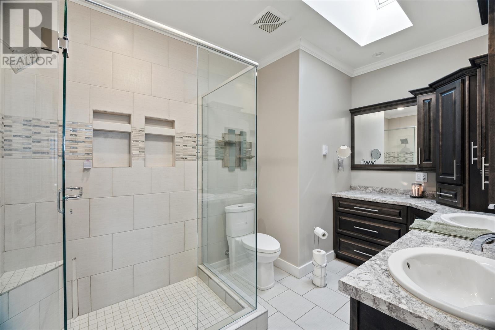 49 Neck Road Property Photo 16