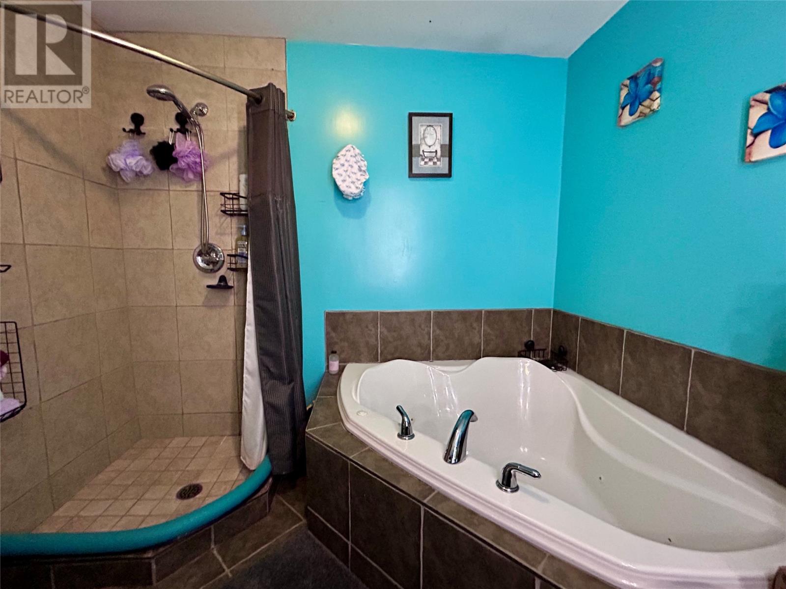 14 Riverhead Road Property Photo 12