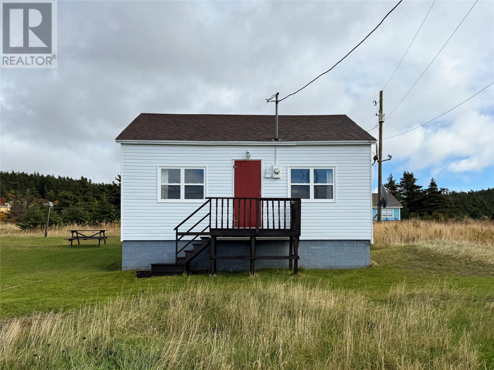 6 Berry Hill Road Property Photo 1