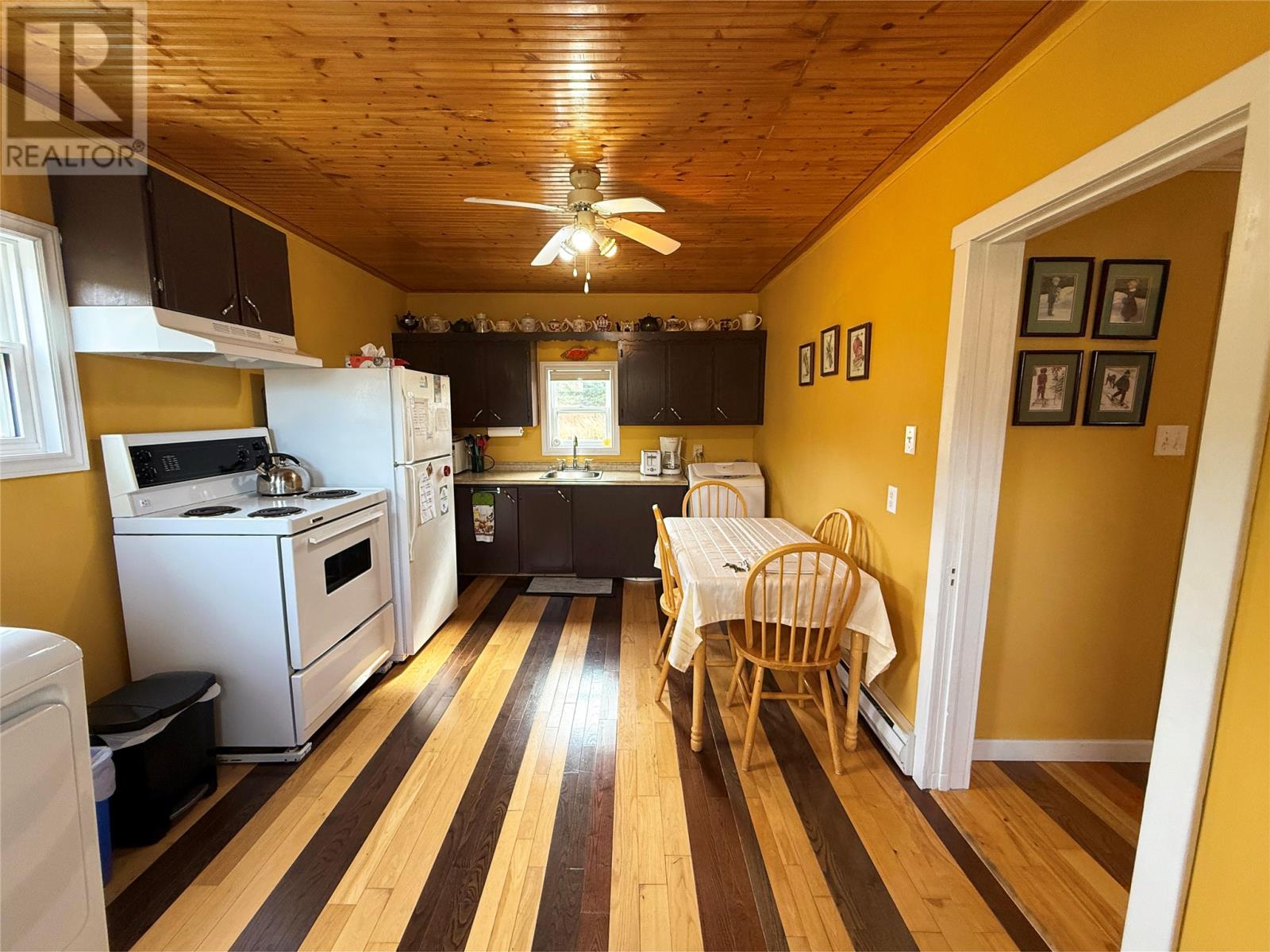 6 Berry Hill Road Property Photo 6