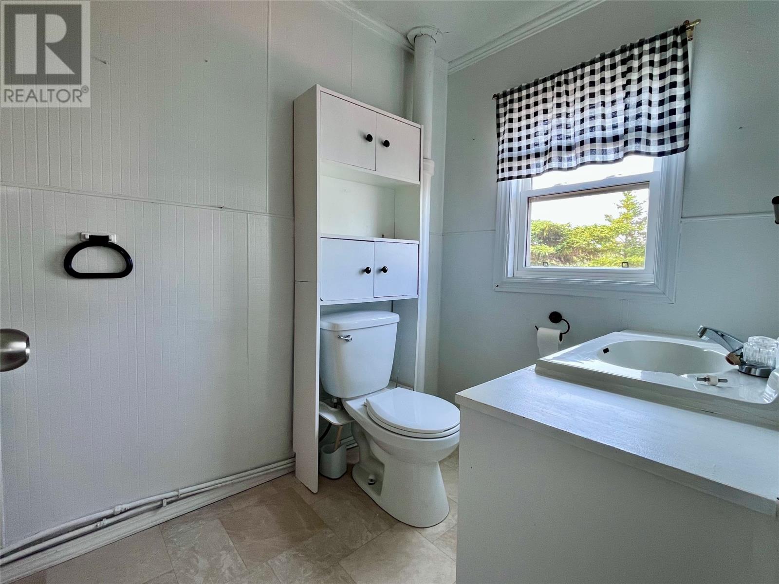 8 Brookfield Road Property Photo 11