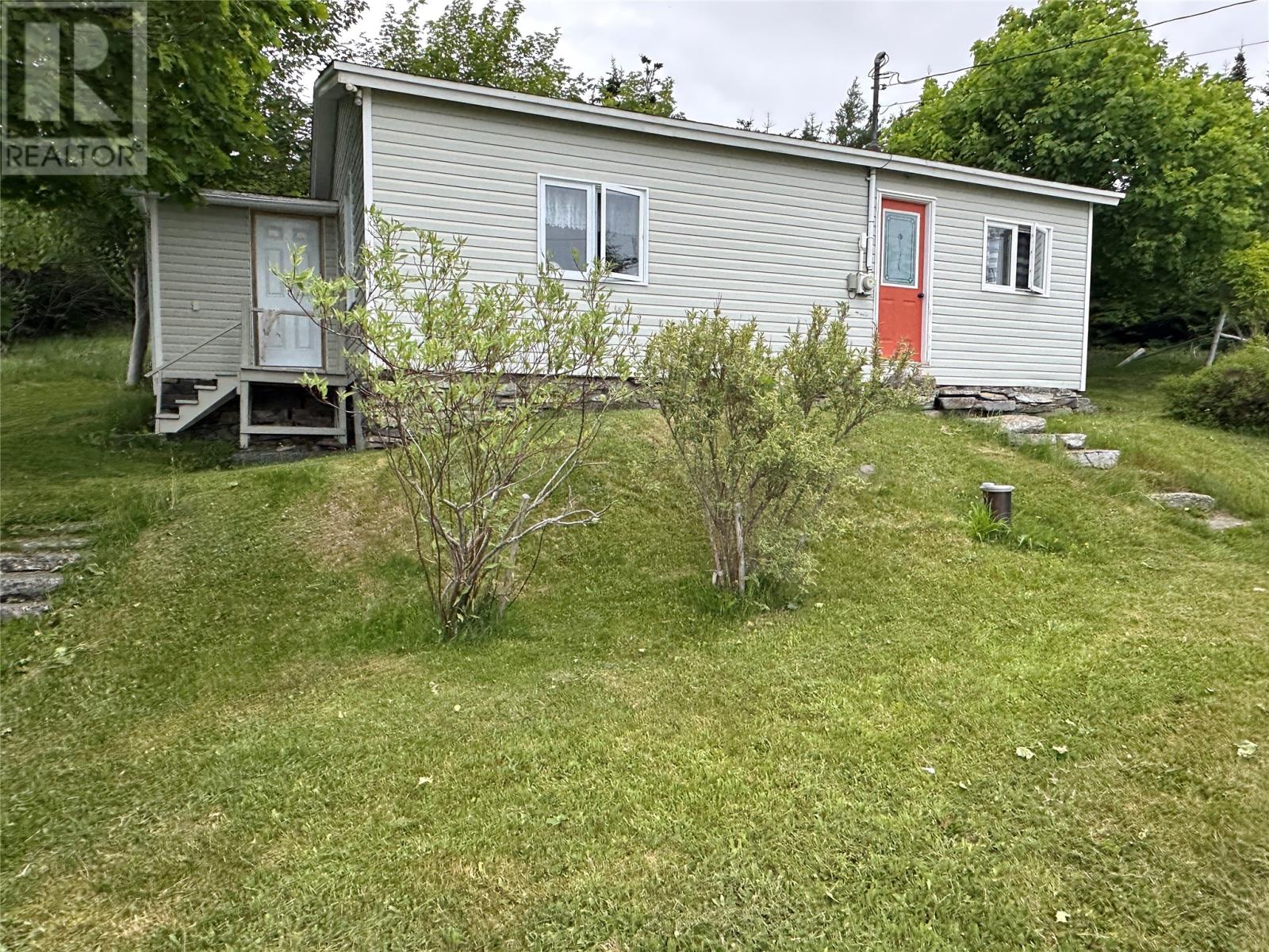 9 Main Highway Property Photo 14