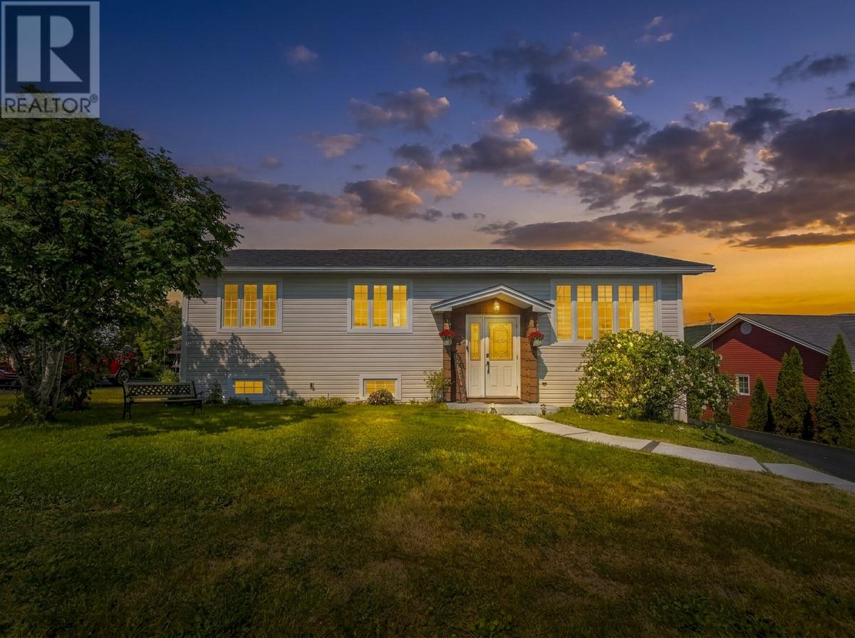7 Leslie Street Property Photo 1