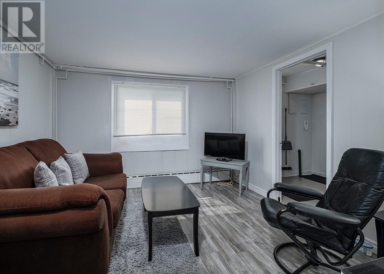 14 Freshwater Crescent Property Photo 41