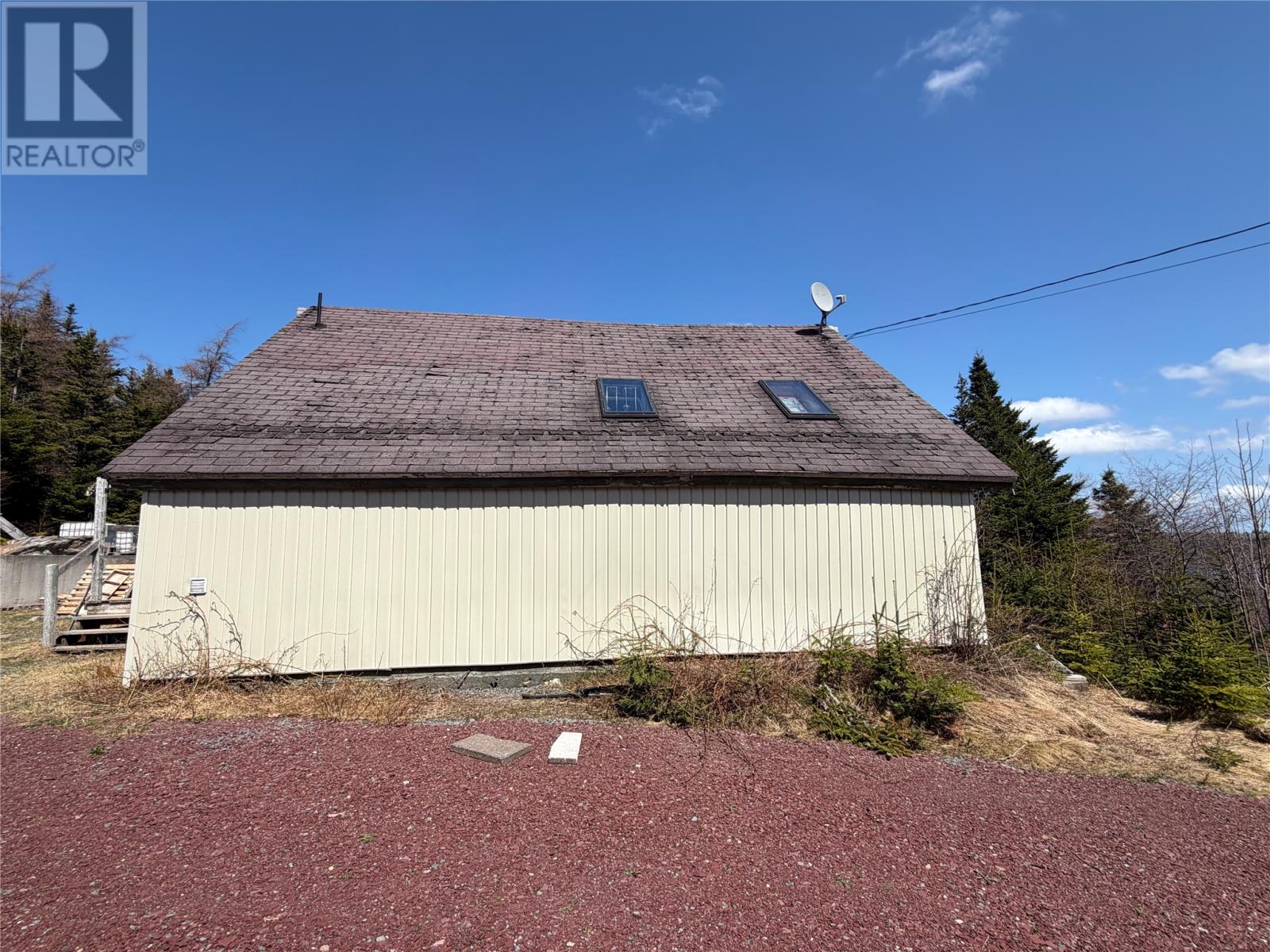 16 Berry Road Property Photo 2