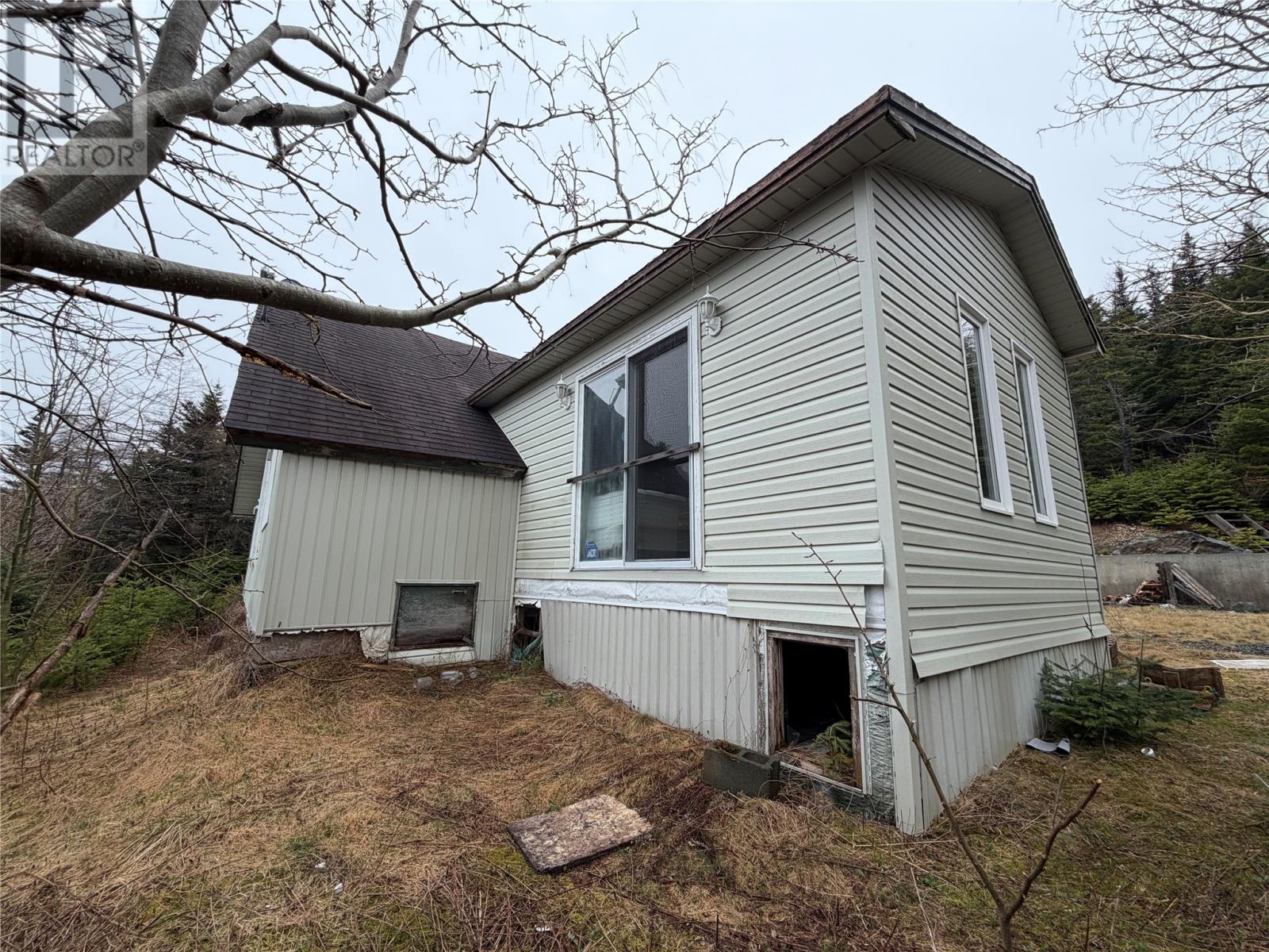16 Berry Road Property Photo 4