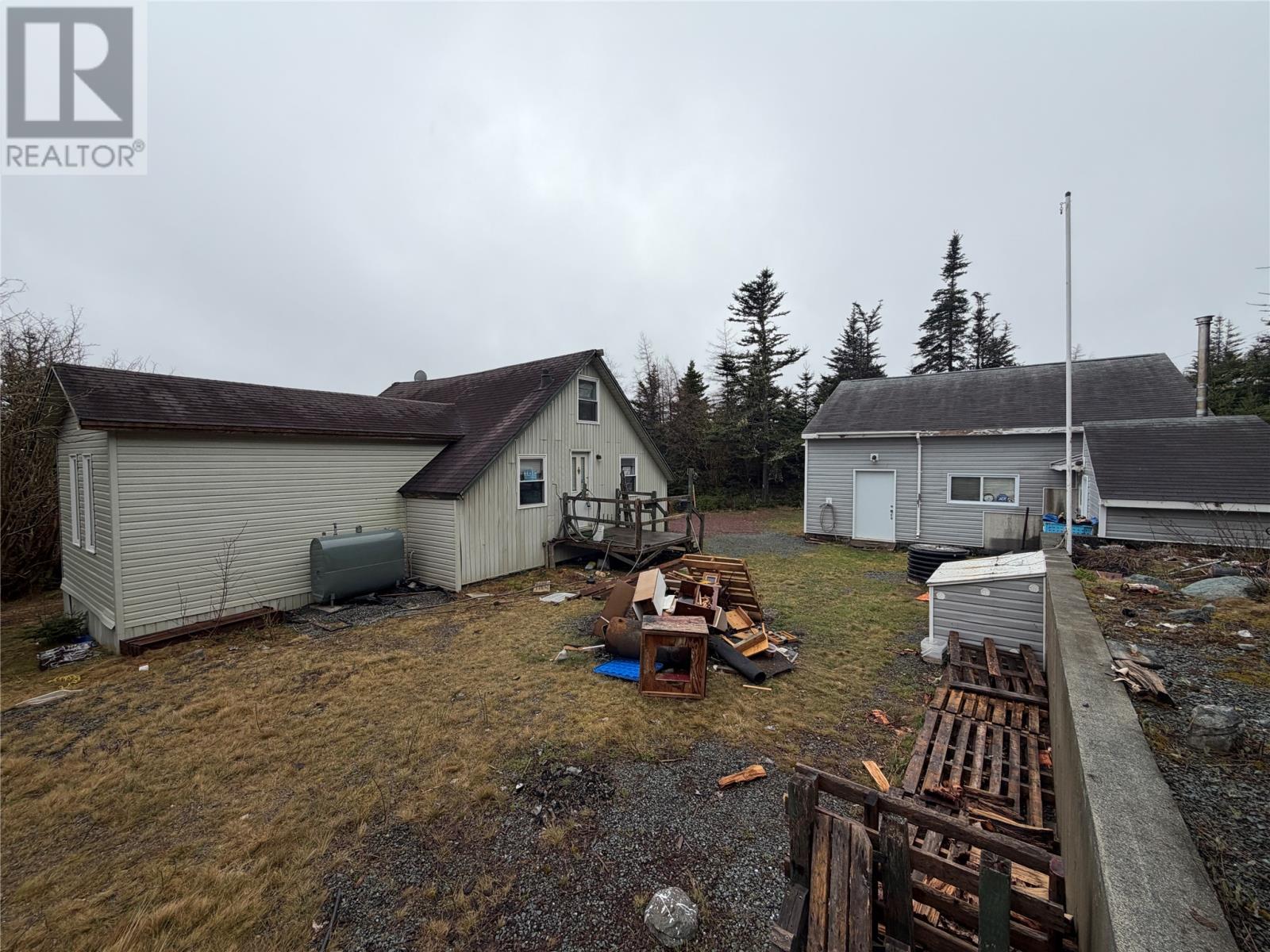 16 Berry Road Property Photo 5