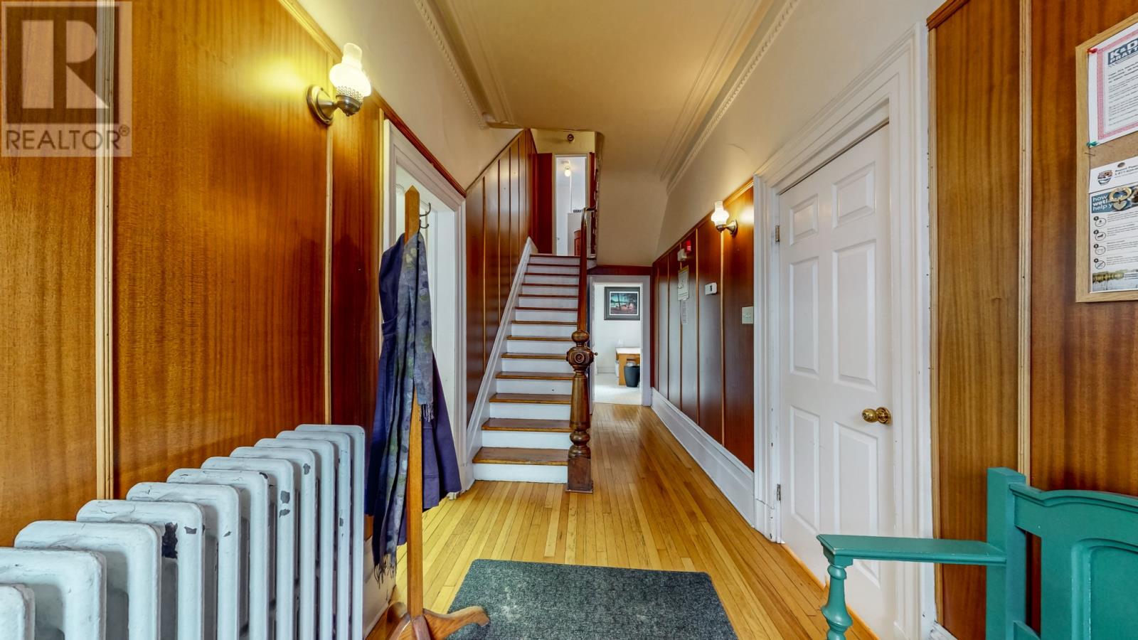 28 Cochrane Street Property Photo 34