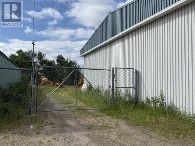 12 Hillcrest Road Property Photo 3