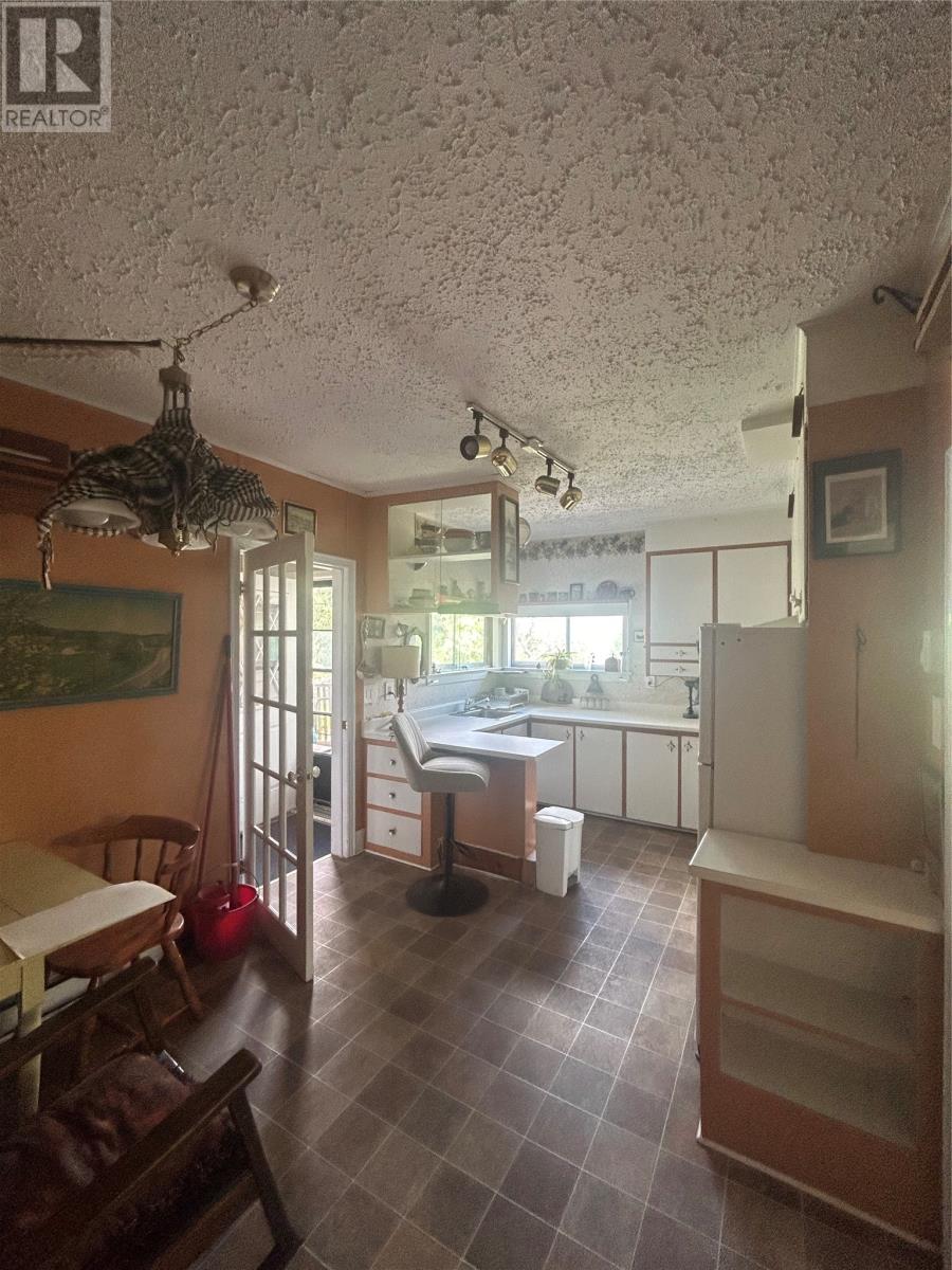 92 Memorial Drive Property Photo 17