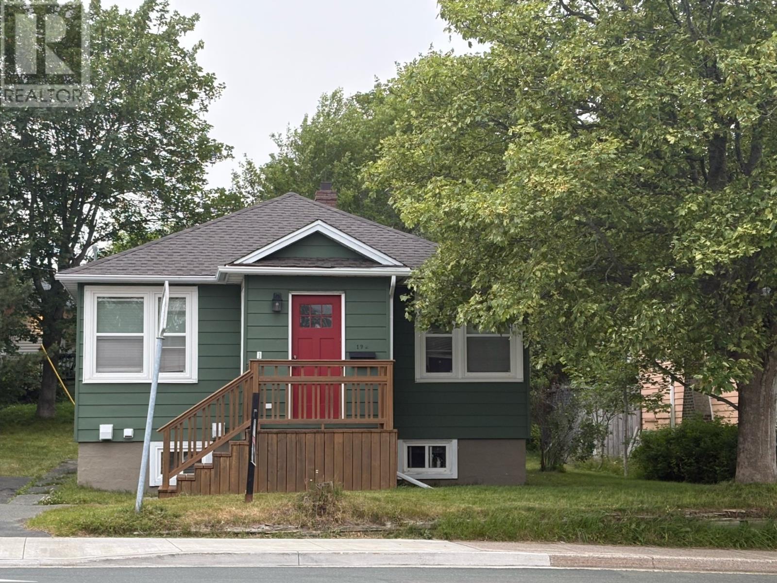 192 Elizabeth Avenue