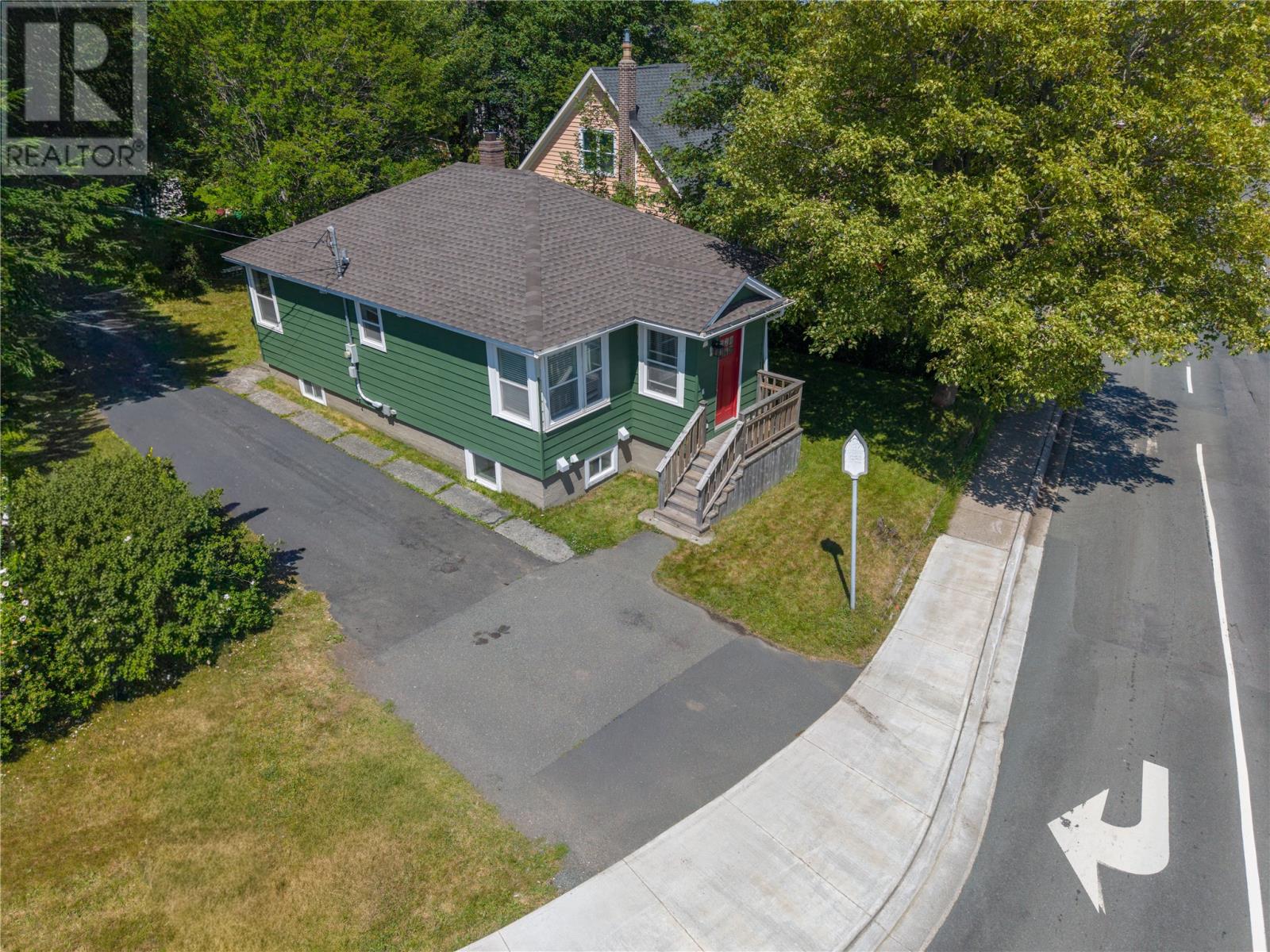 192 Elizabeth Avenue Property Photo 2