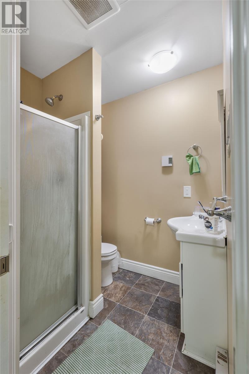 192 Elizabeth Avenue Property Photo 10