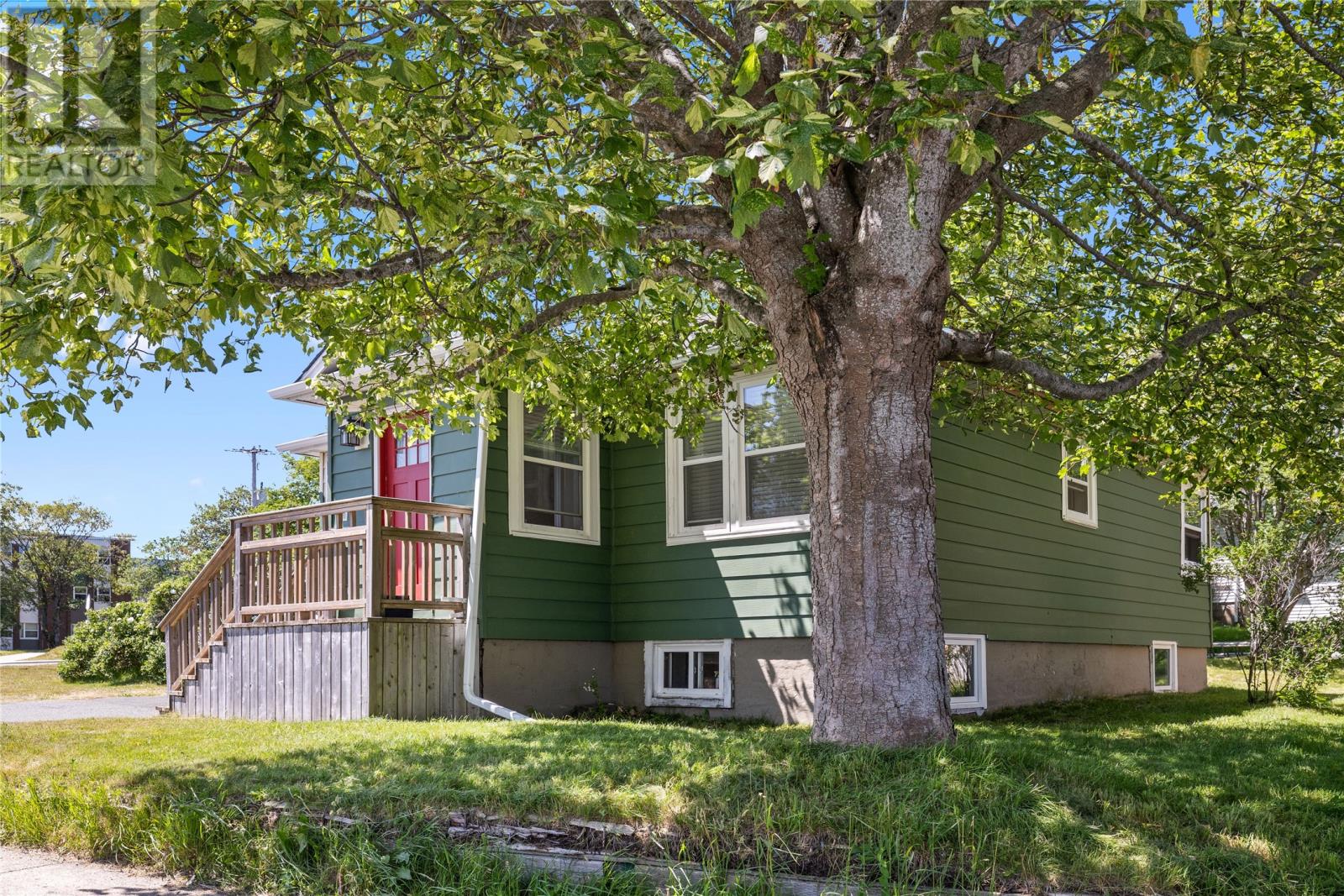 192 Elizabeth Avenue Property Photo 29