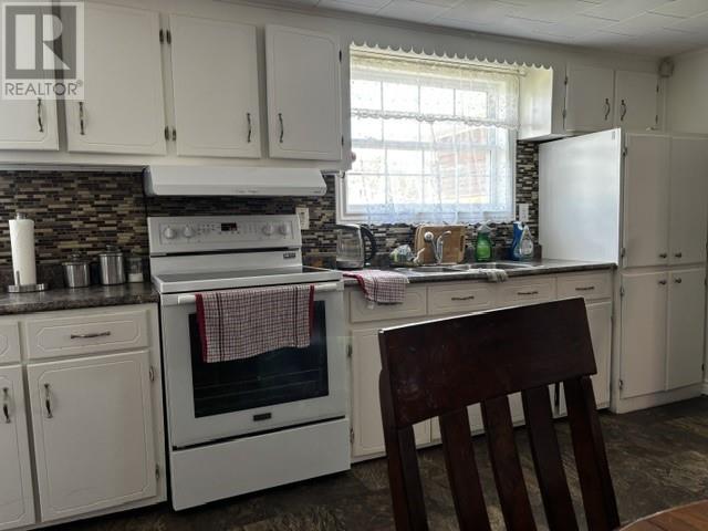 53 Main Road Property Photo 8