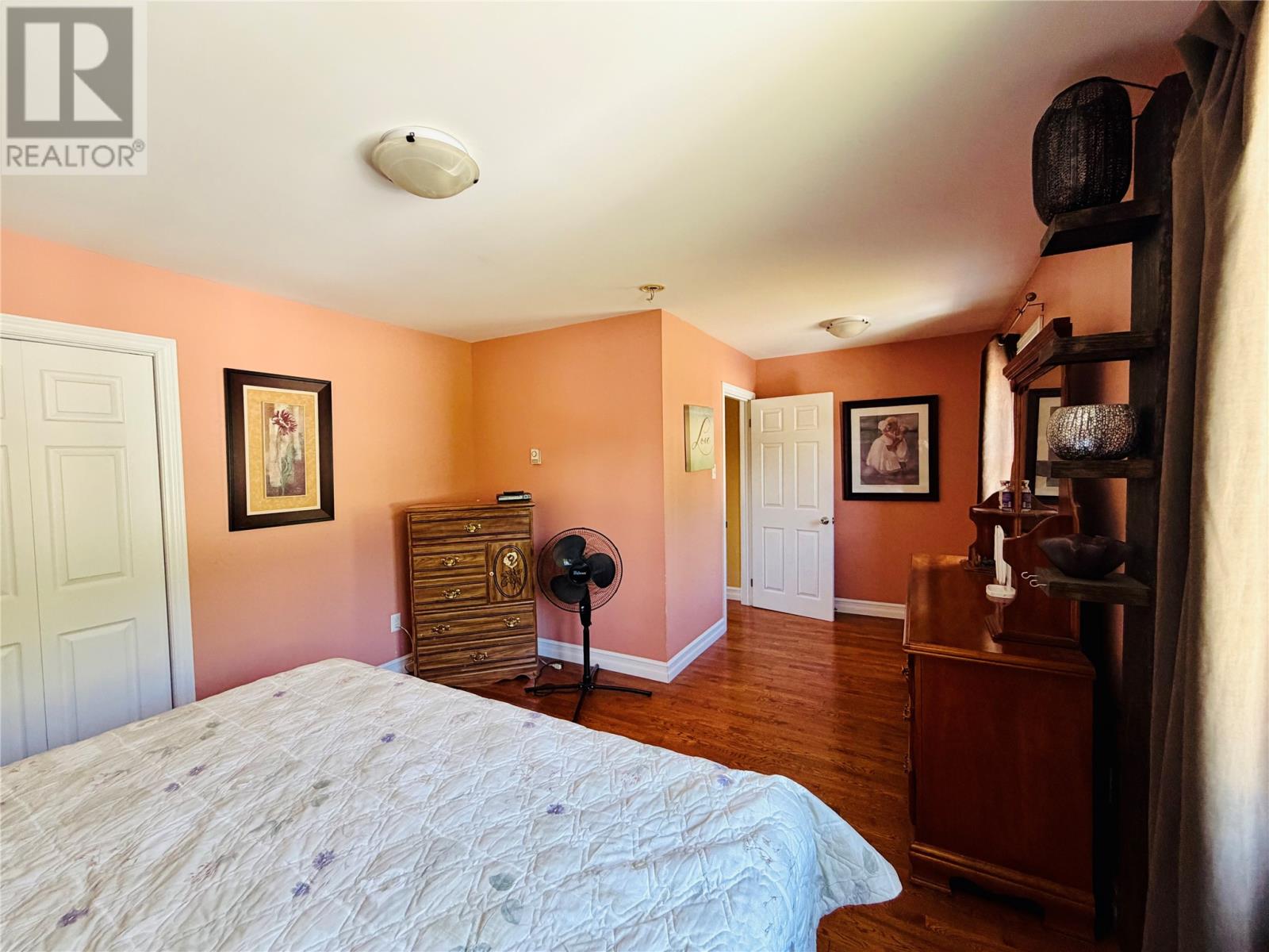 41 Country Road Property Photo 14