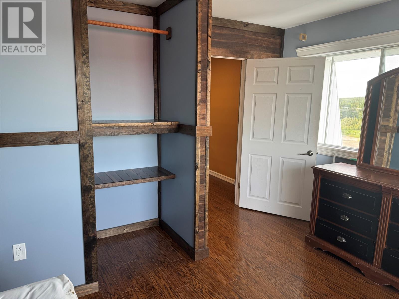 8 Cloud Drive Property Photo 11