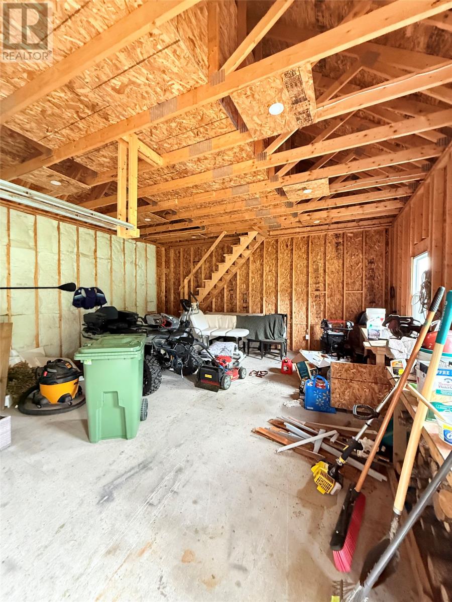 101 Main Street Property Photo 32