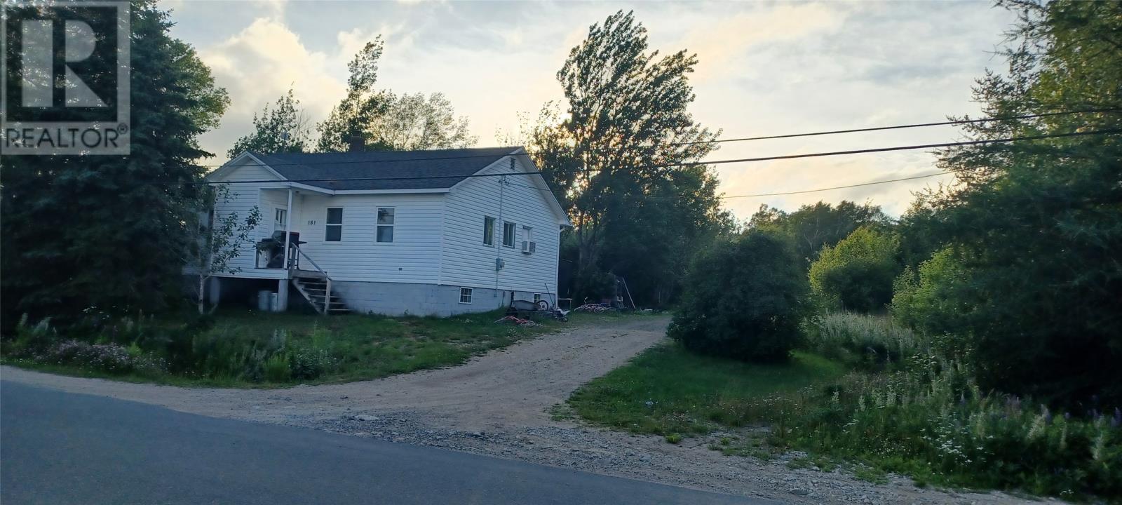 181 Main Street N Property Photo 1