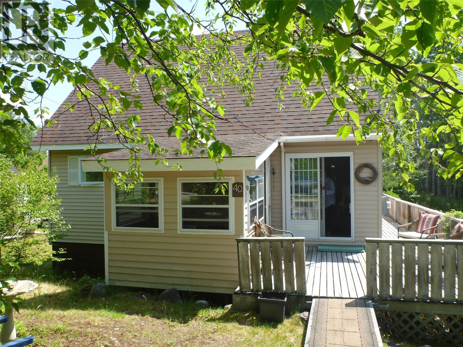 40 Loop Road Property Photo 1