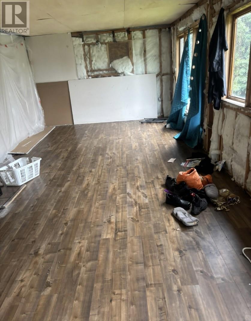 8 Courthouse Road Property Photo 10