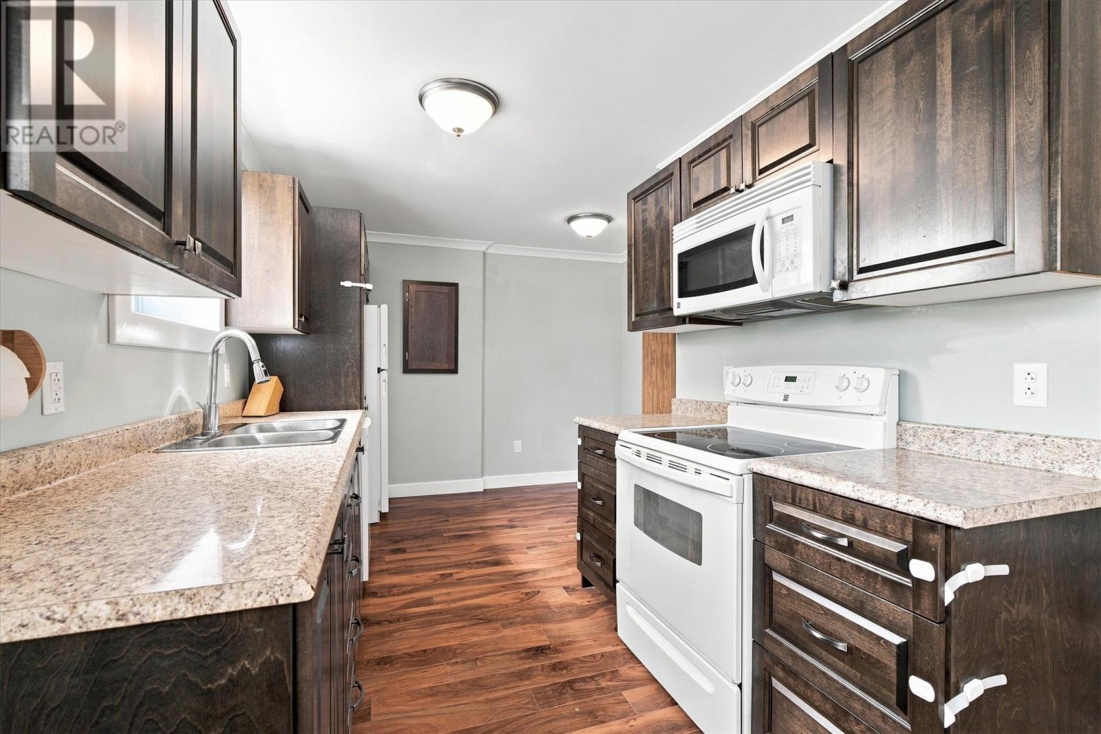 200 Main Road Property Photo 14
