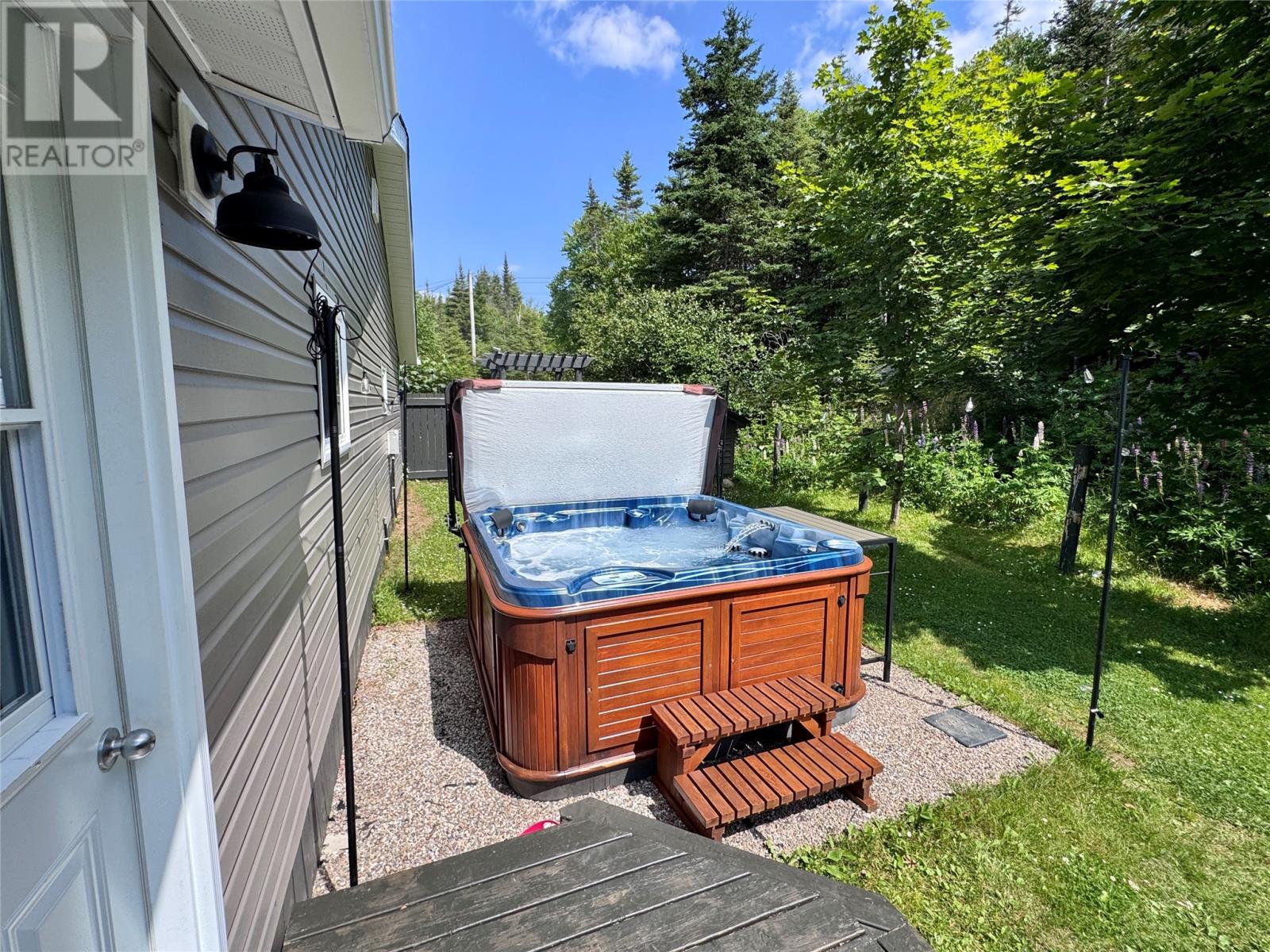 37 New Road Property Photo 9