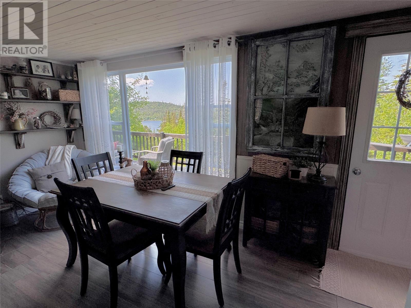 37 New Road Property Photo 24