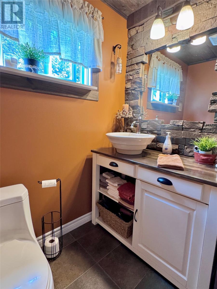 37 New Road Property Photo 30